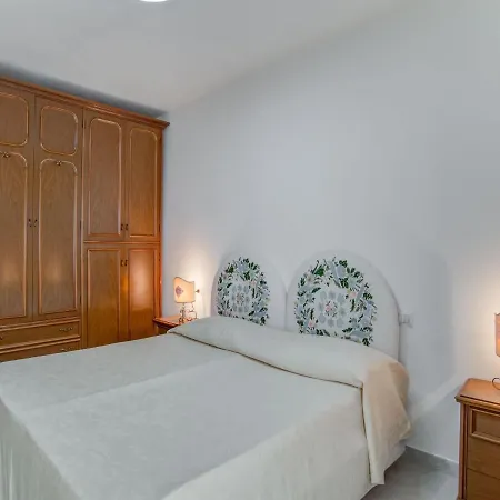 Belvilla By Oyo La Casa Di Laura Апартаменты *